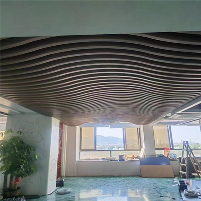 ध्वनिक डिजाइन छत धातु कार्य एल्यूमिनियम बाधक लहर छत