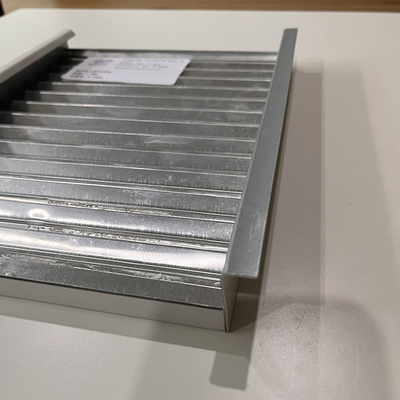 मानक छिद्र के साथ पैनल पर 1.0 मिमी एल्यूमिनियम धातु छत नालीदार हुक: