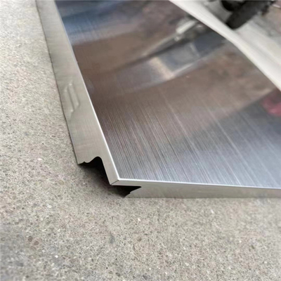 600x600mm स्टेनलेस स्टील सीलिंग पैनल हेयरलाइन सीलिंग टाइल में छुपा क्लिप