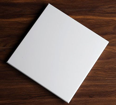 छत में 300x1200 एल्यूमिनियम धातु छत अल्ट्रा माइक्रो वेध क्लिप