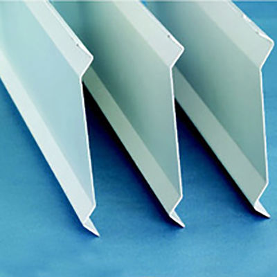 बाहरी दीवार की सजावट के लिए आग प्रतिरोधी एल्यूमीनियम बी स्क्रीन छत 200x3000 मिमी